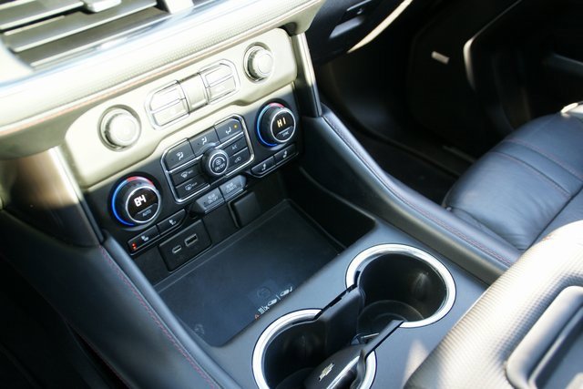 Used 2022 Chevrolet Suburban RST w/ Sport Performance Package image 26