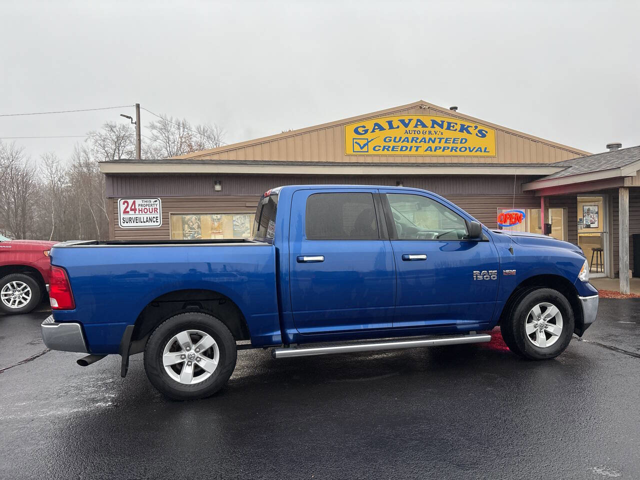 Used 2016 RAM 1500 Classic SLT image 4