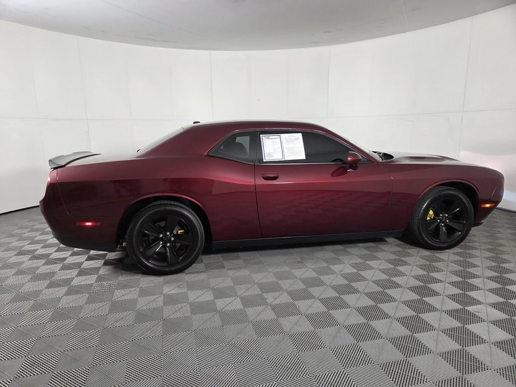 Used 2021 Dodge Challenger SXT RWD image 29