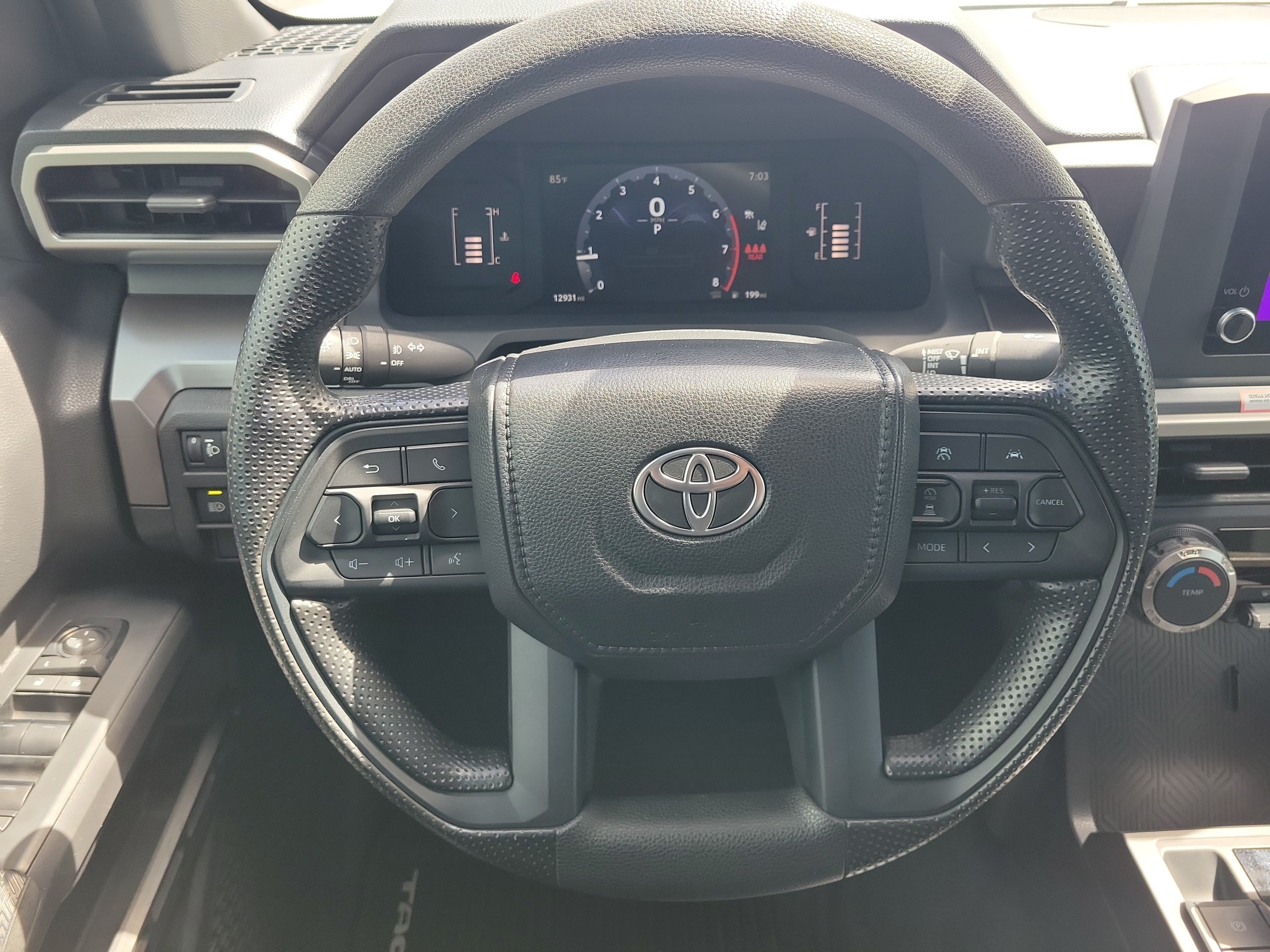 Used 2024 Toyota Tacoma SR5 RWD image 17