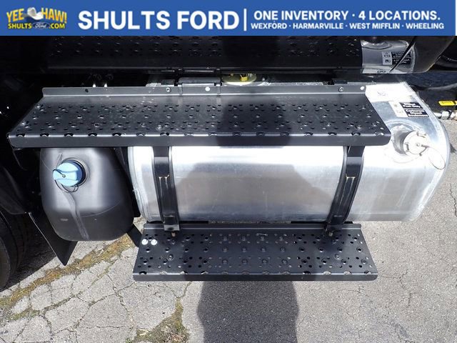 New 2026 Ford F750 2WD Regular Cab Super Duty image 4