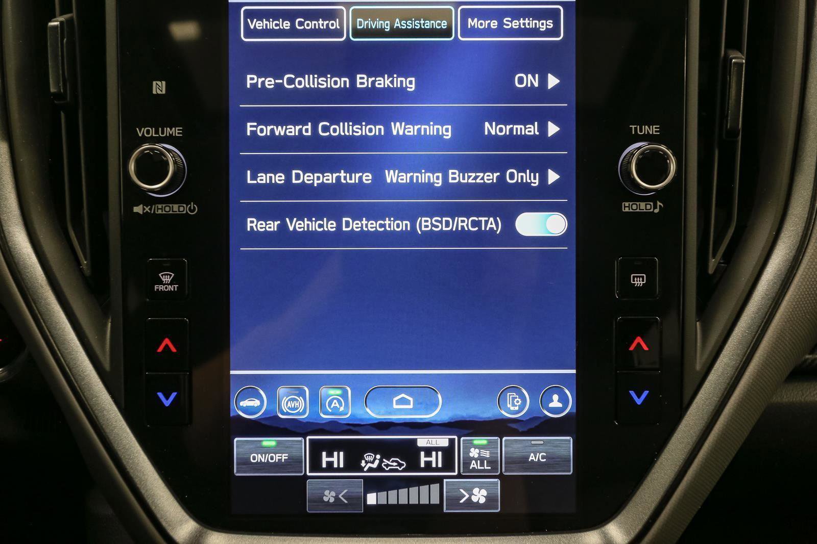 Used 2024 Subaru Crosstrek 2.5i Limited image 27