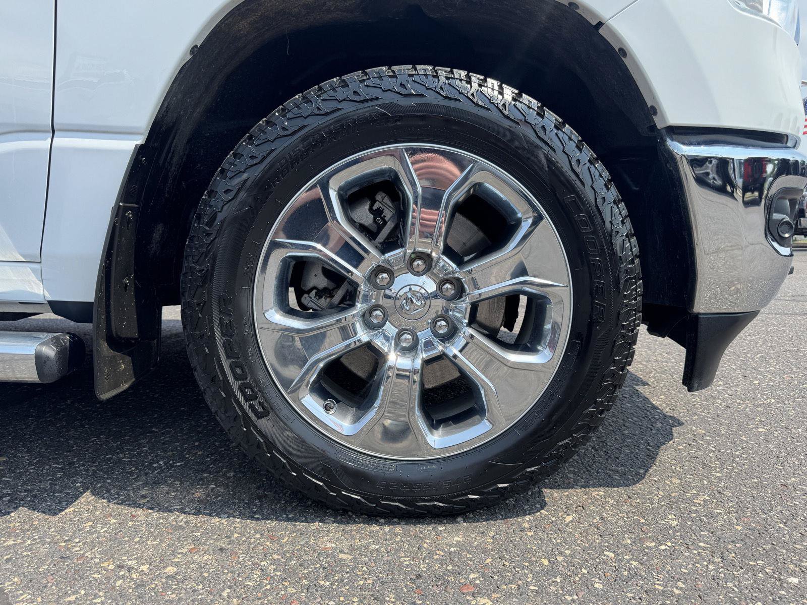 Used 2021 RAM 1500 Big Horn AWD/4WD image 9