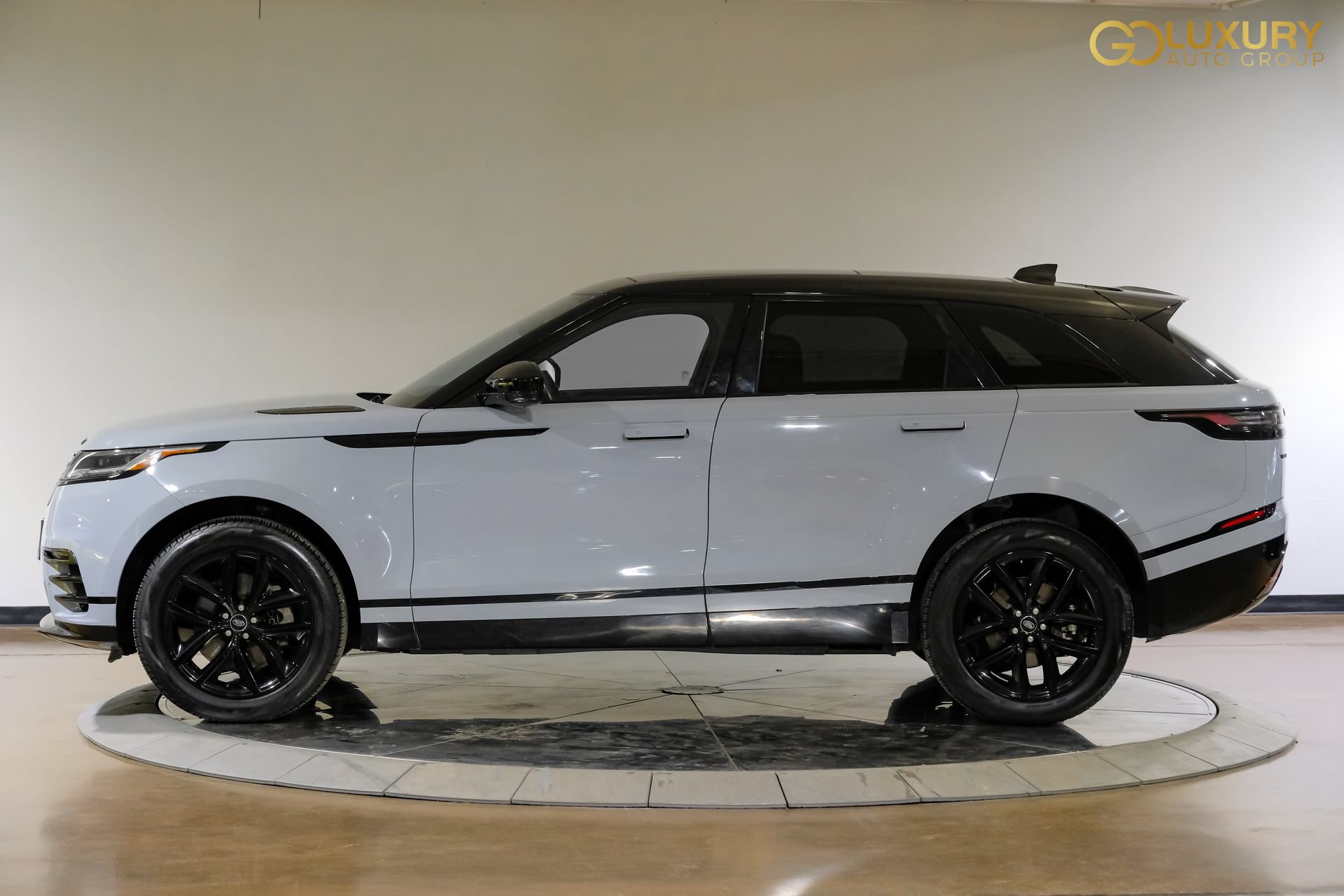 Used 2024 Land Rover Range Rover Velar Dynamic SE AWD/4WD image 13