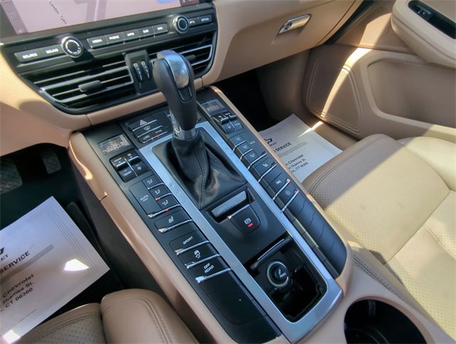 Used 2021 Porsche Macan image 16