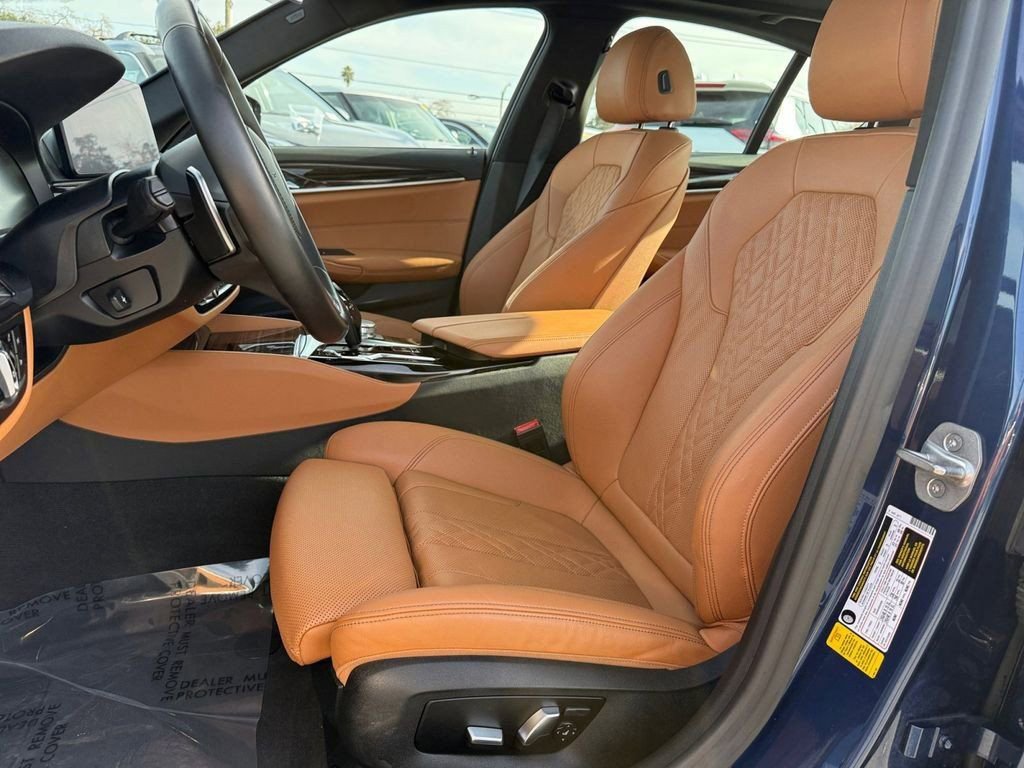 Used 2023 BMW 530i w/ M Sport Package image 14