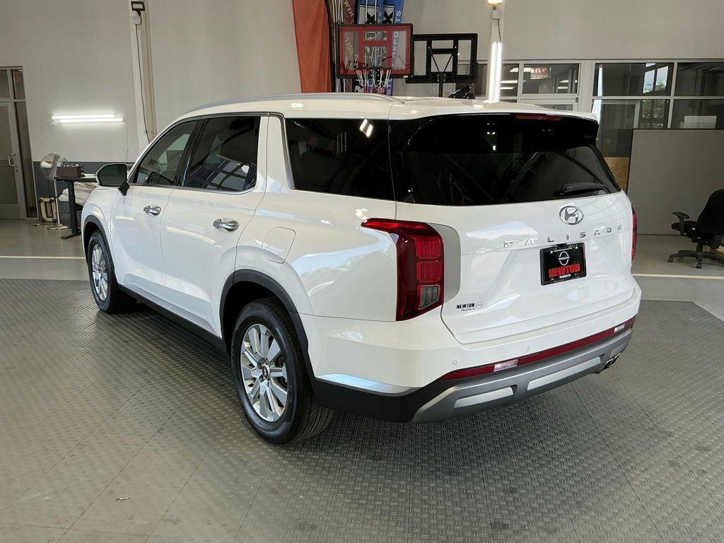 Used 2023 Hyundai Palisade SEL FWD image 39