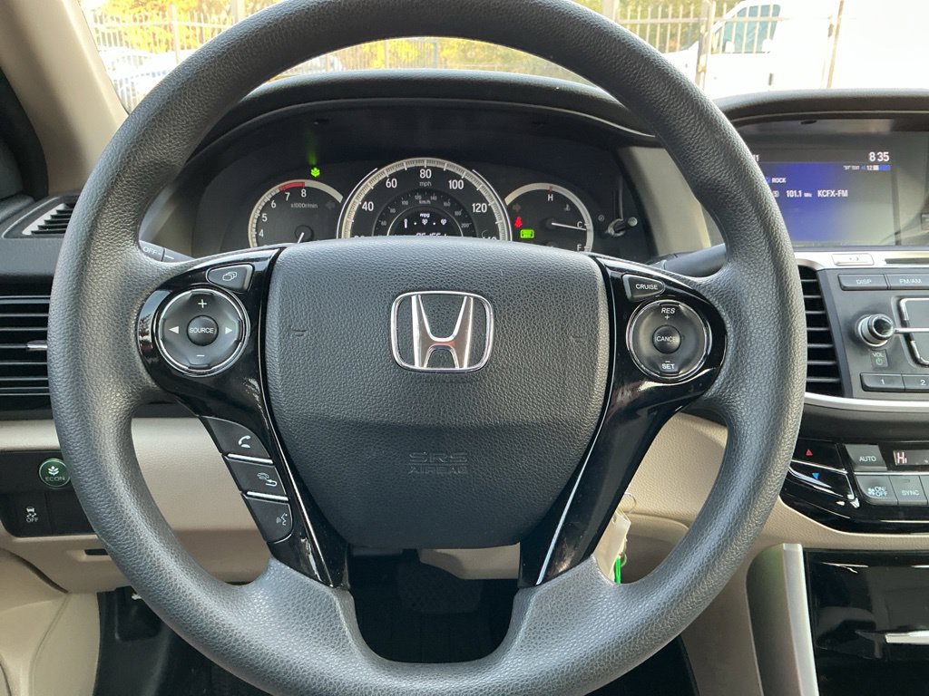 Used 2017 Honda Accord LX image 19