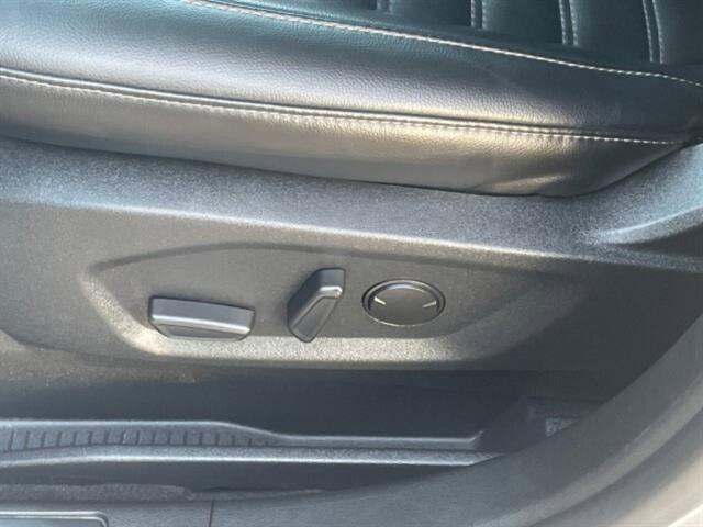 Used 2024 Ford Edge SEL image 15