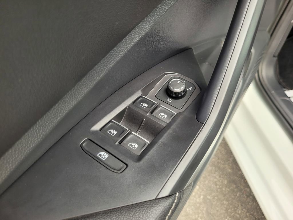 Used 2023 Volkswagen Jetta S image 26