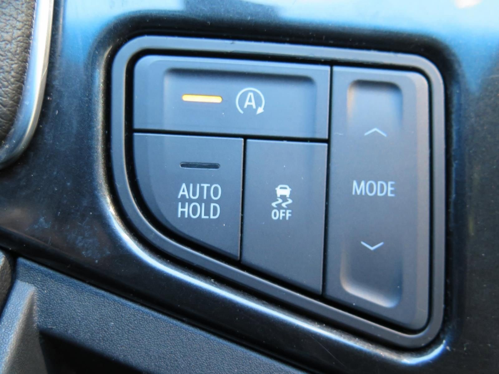 Certified 2021 Cadillac CT4 Luxury w/ Cold Weather Package image 10