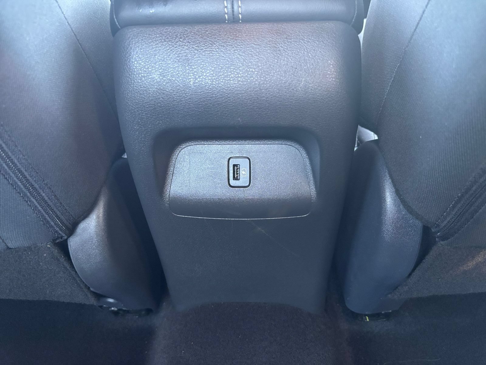 Used 2025 Nissan Sentra SV FWD image 22