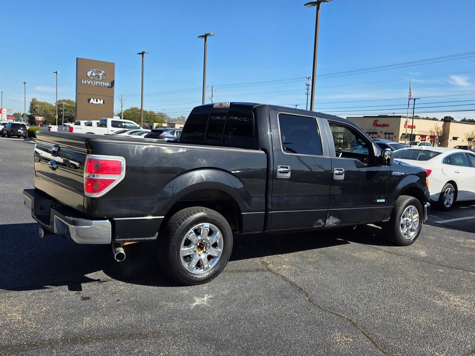 Used 2013 Ford F150 XLT w/ Luxury Equipment Group image 11