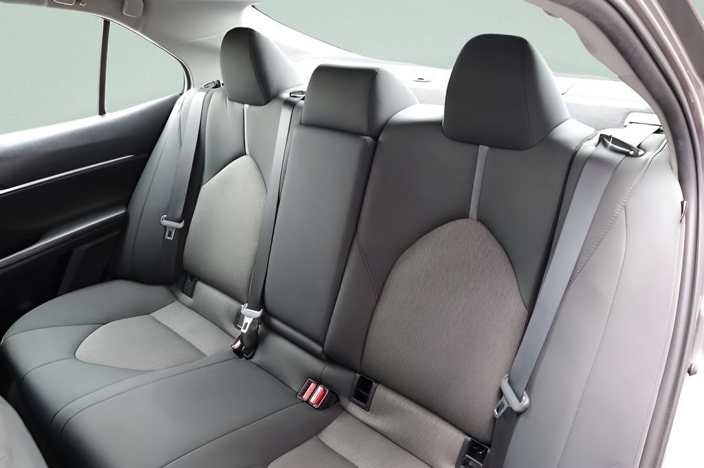 Certified 2023 Toyota Camry LE FWD image 21