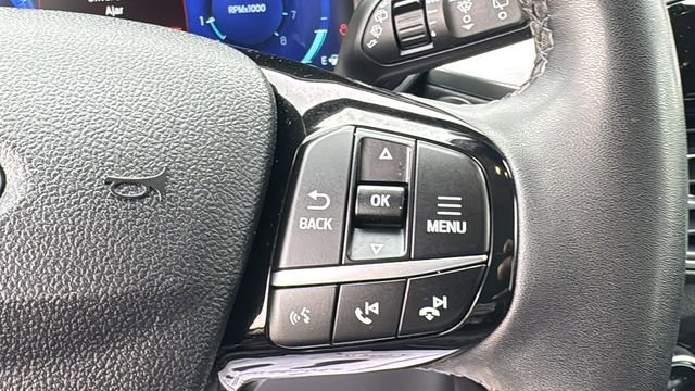 Certified 2022 Ford Escape Titanium w/ Class II Trailer Tow Package image 22