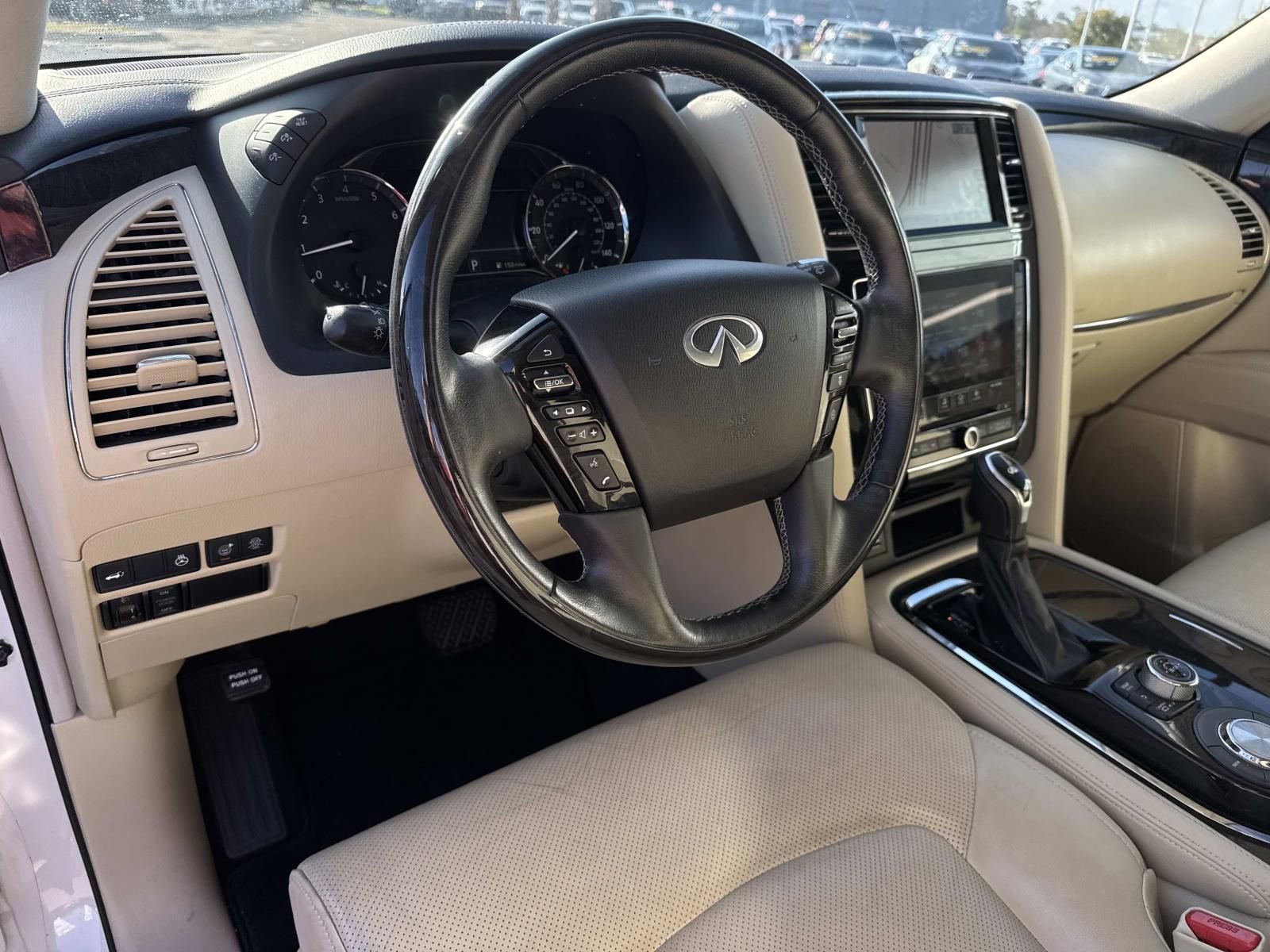 Used 2021 INFINITI QX80 Luxe w/ All-Season Package image 21