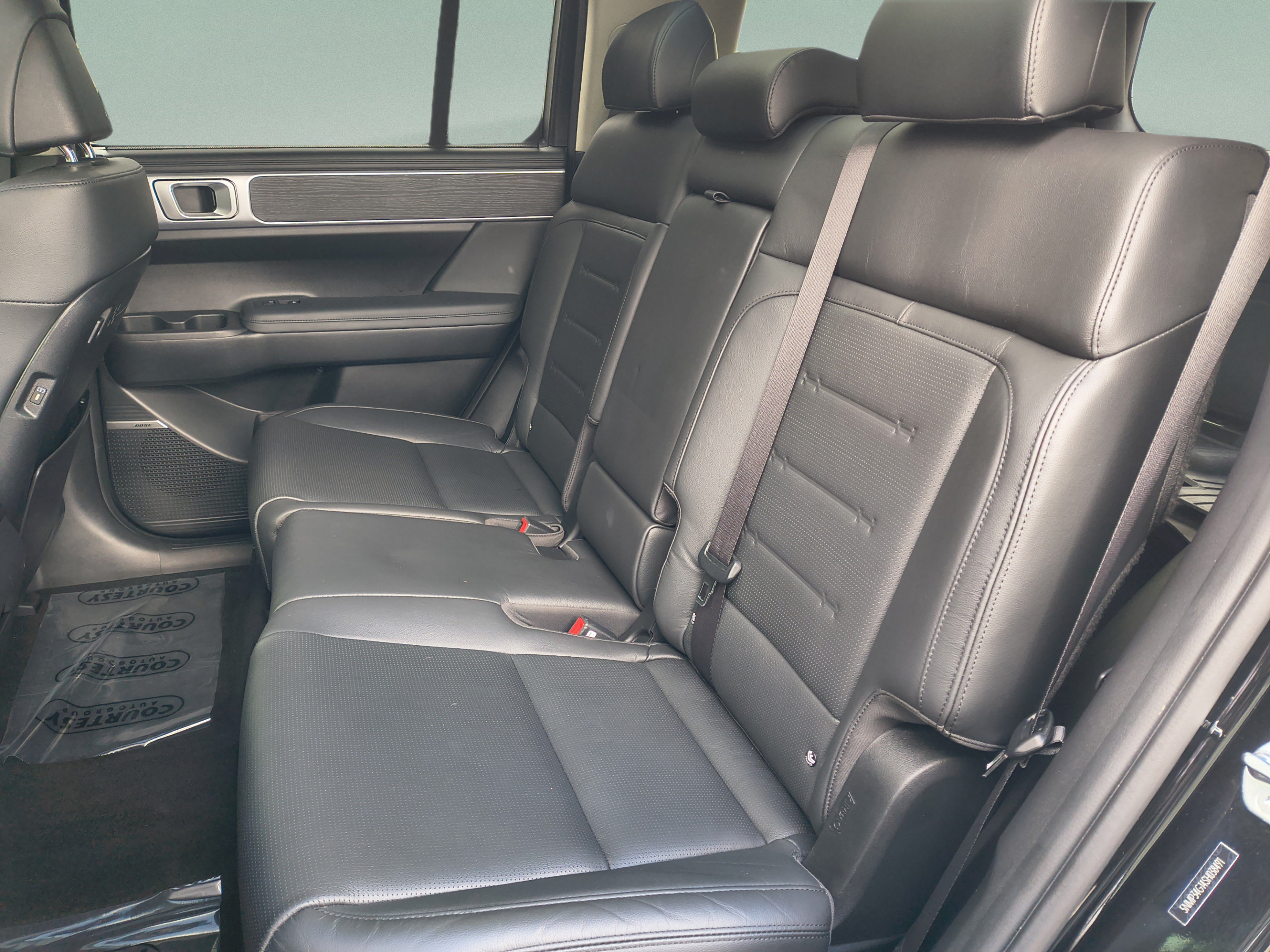 Certified 2025 Hyundai Santa Fe Limited FWD image 17