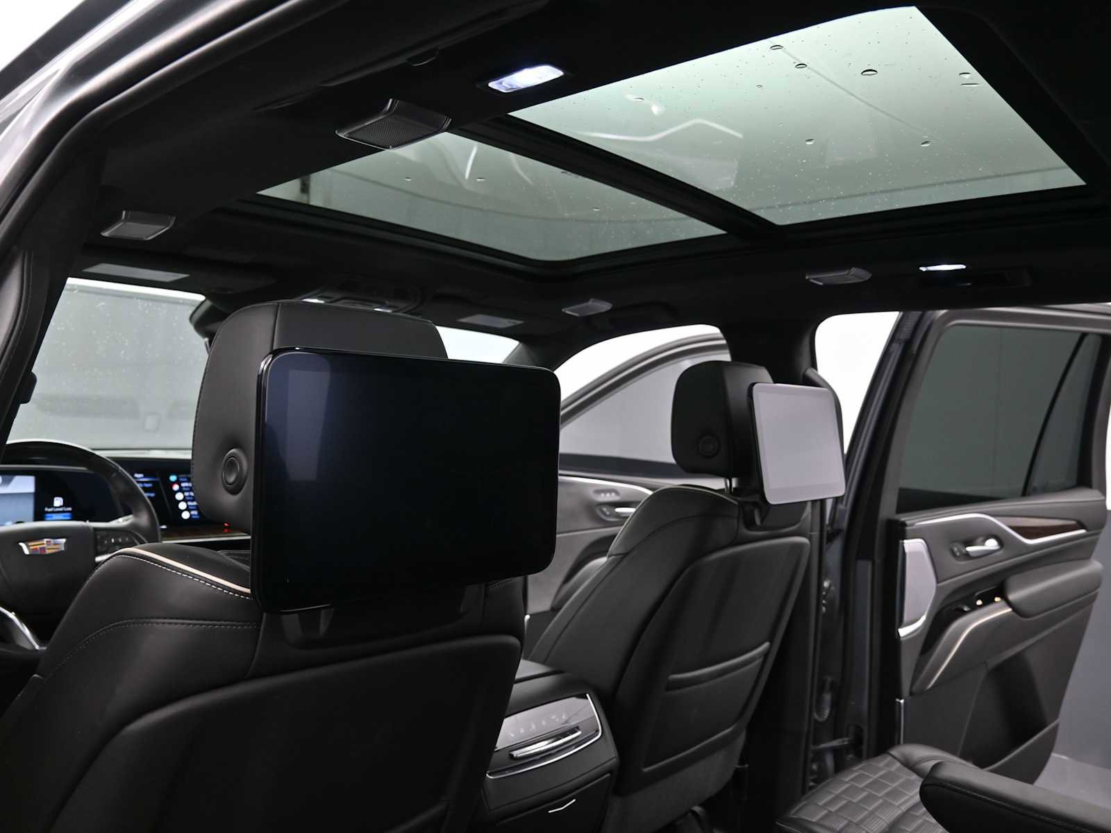 Used 2023 Cadillac Escalade Sport Platinum image 24