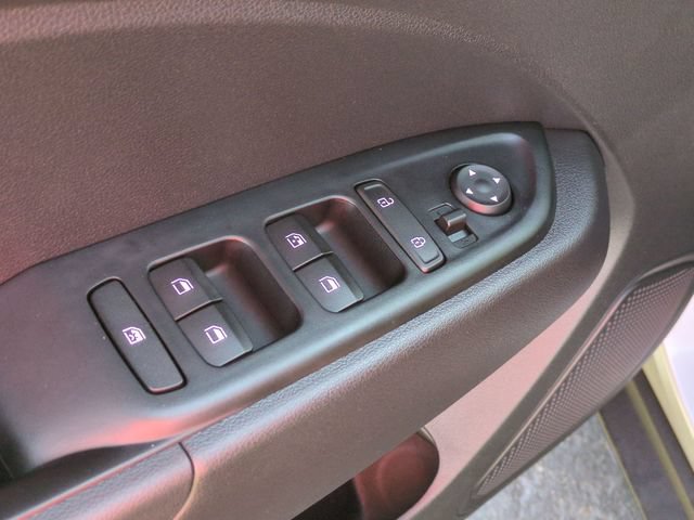 Used 2024 Hyundai Venue SEL FWD image 13