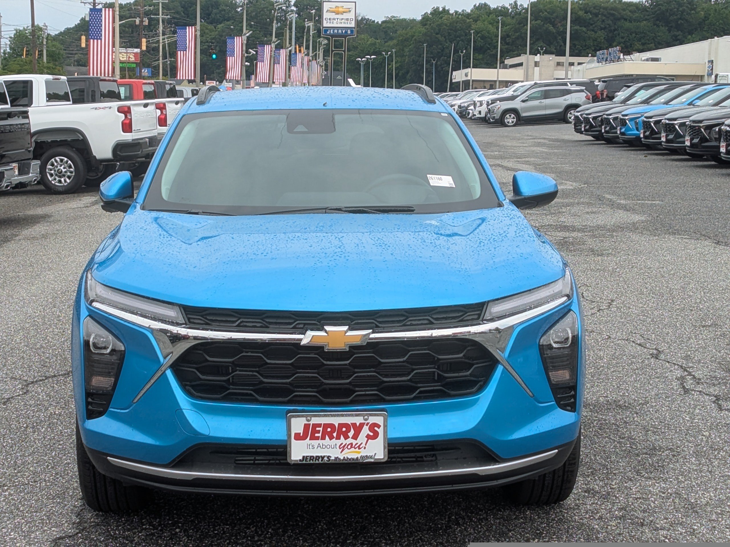 New 2026 Chevrolet Trax LT FWD image 2
