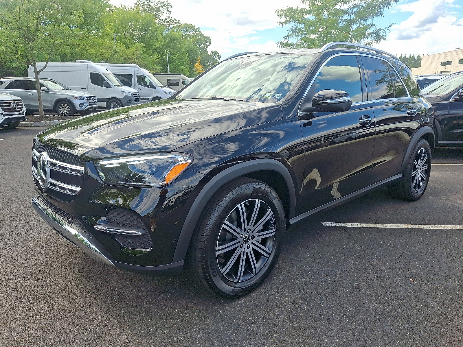 New 2026 Mercedes-Benz GLE 350 4MATIC image 3