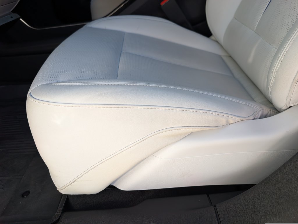 Certified 2024 Cadillac Lyriq Luxury w/ LPO, Floor Liner Package AWD/4WD image 13