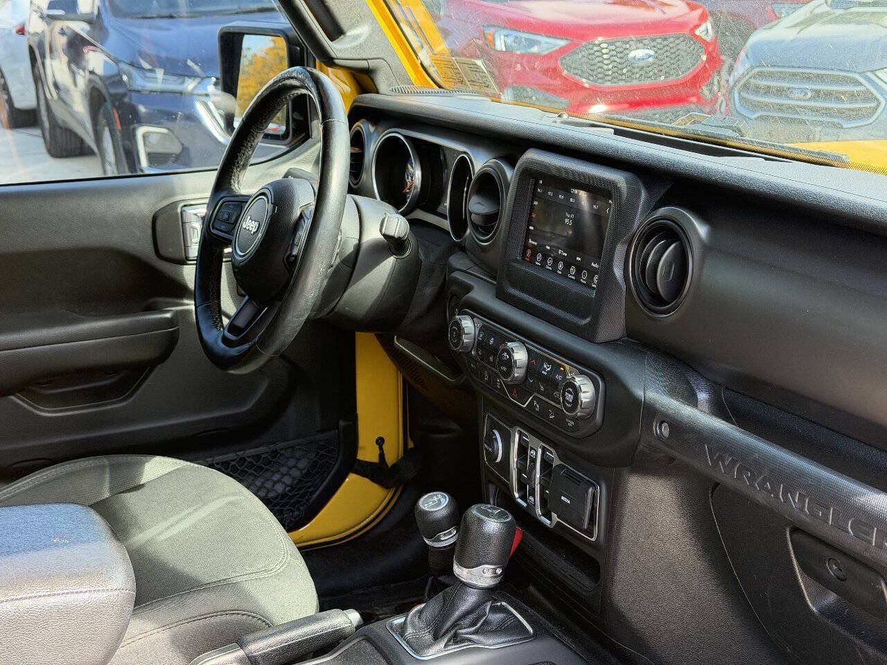 Used 2018 Jeep Wrangler Unlimited Sport S AWD/4WD image 8