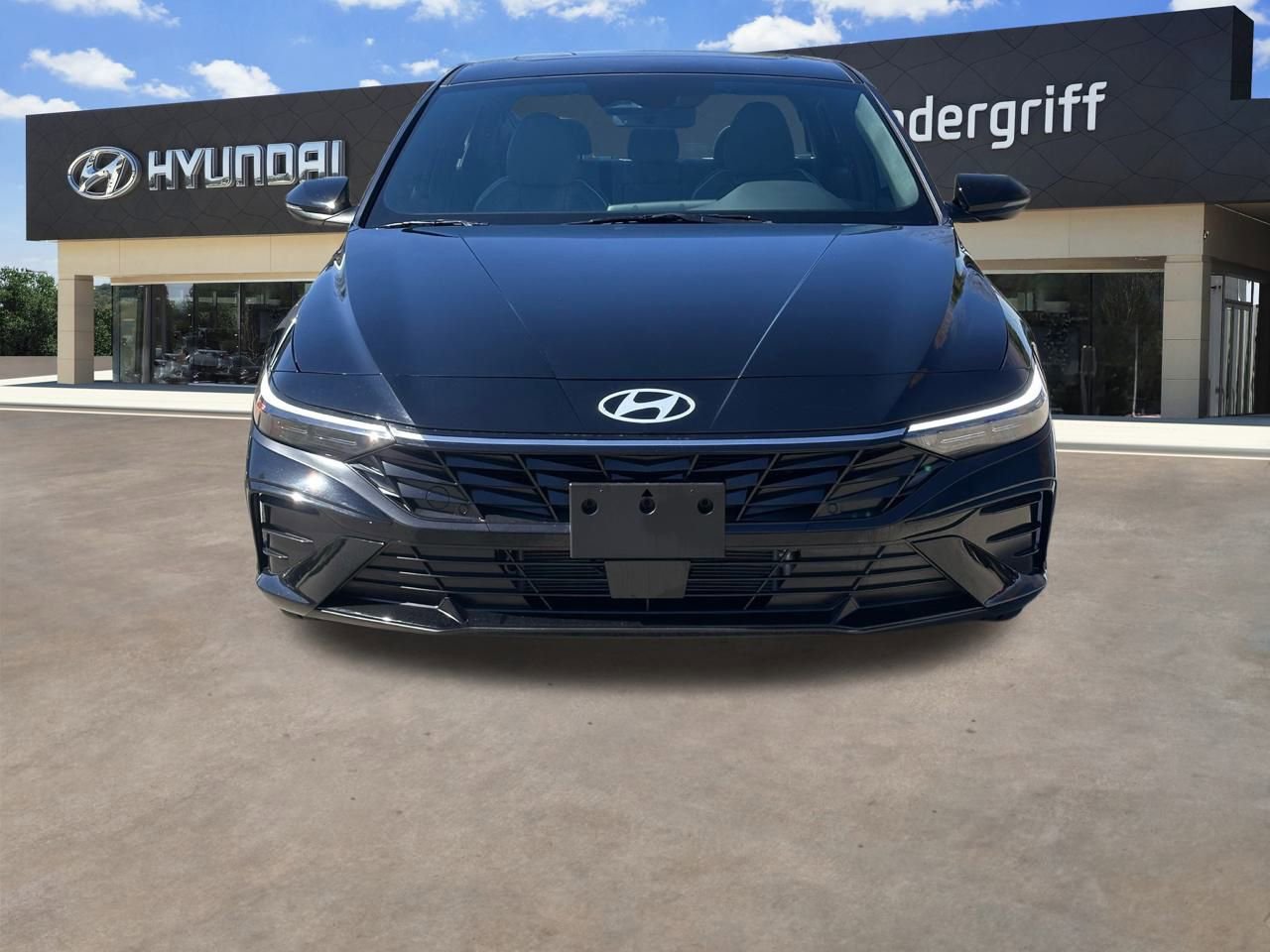 Certified 2025 Hyundai Elantra Limited image 5