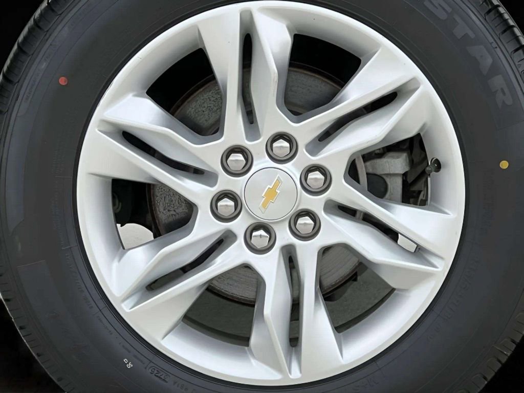 Used 2020 Chevrolet Blazer LT FWD image 5