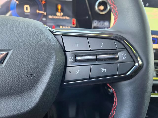 Used 2025 Chevrolet Equinox EV RS w/ Convenience Package II AWD/4WD image 25