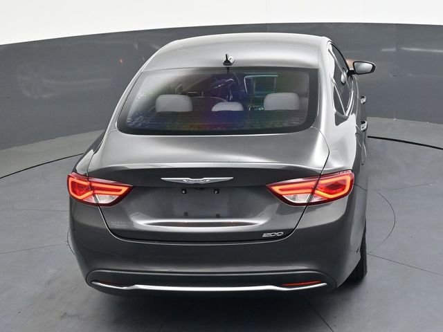 Used 2017 Chrysler 200 Limited Platinum FWD image 23