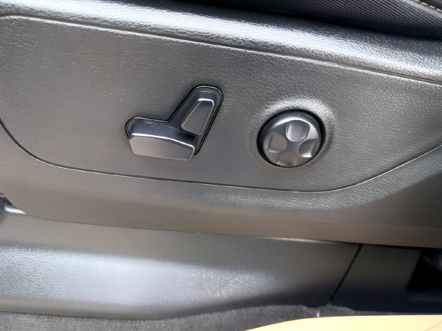 Used 2020 RAM 1500 Big Horn AWD/4WD image 17