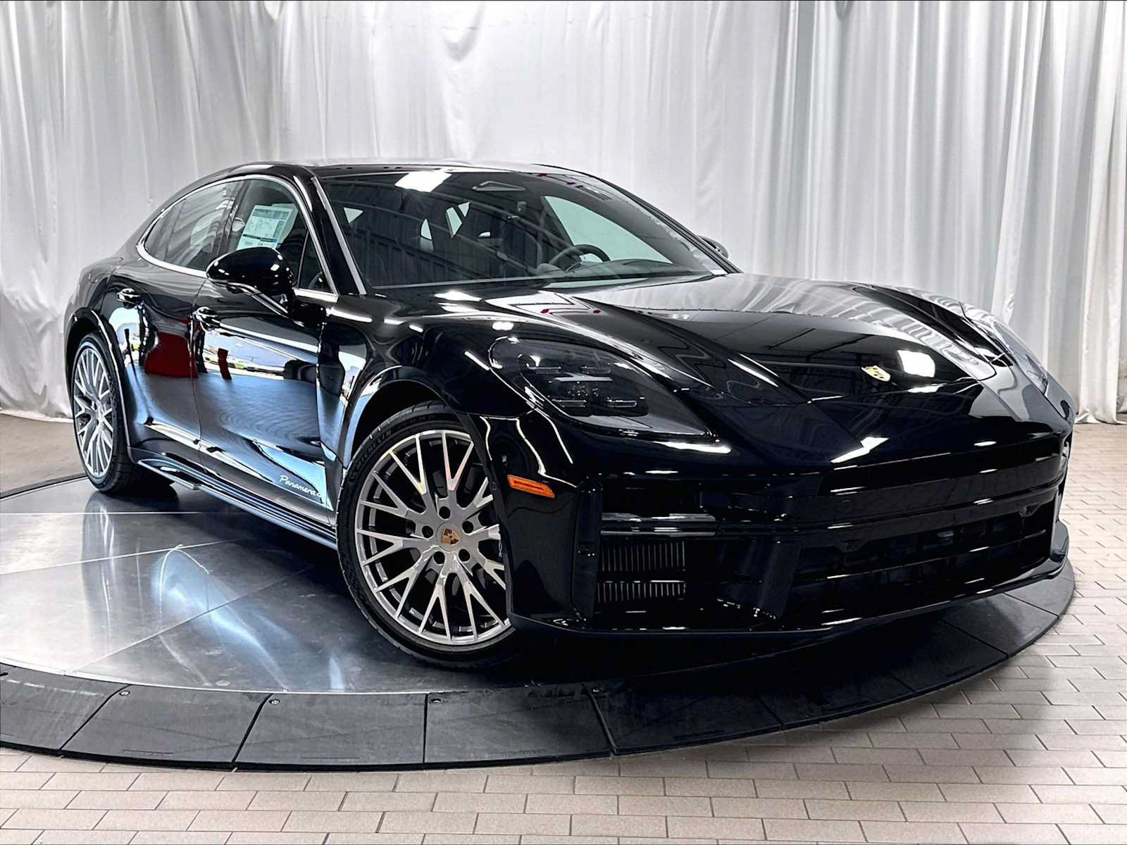New 2026 Porsche Panamera 4 AWD/4WD image 9