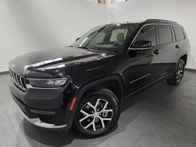 Used 2024 Jeep Grand Cherokee L Limited image 1