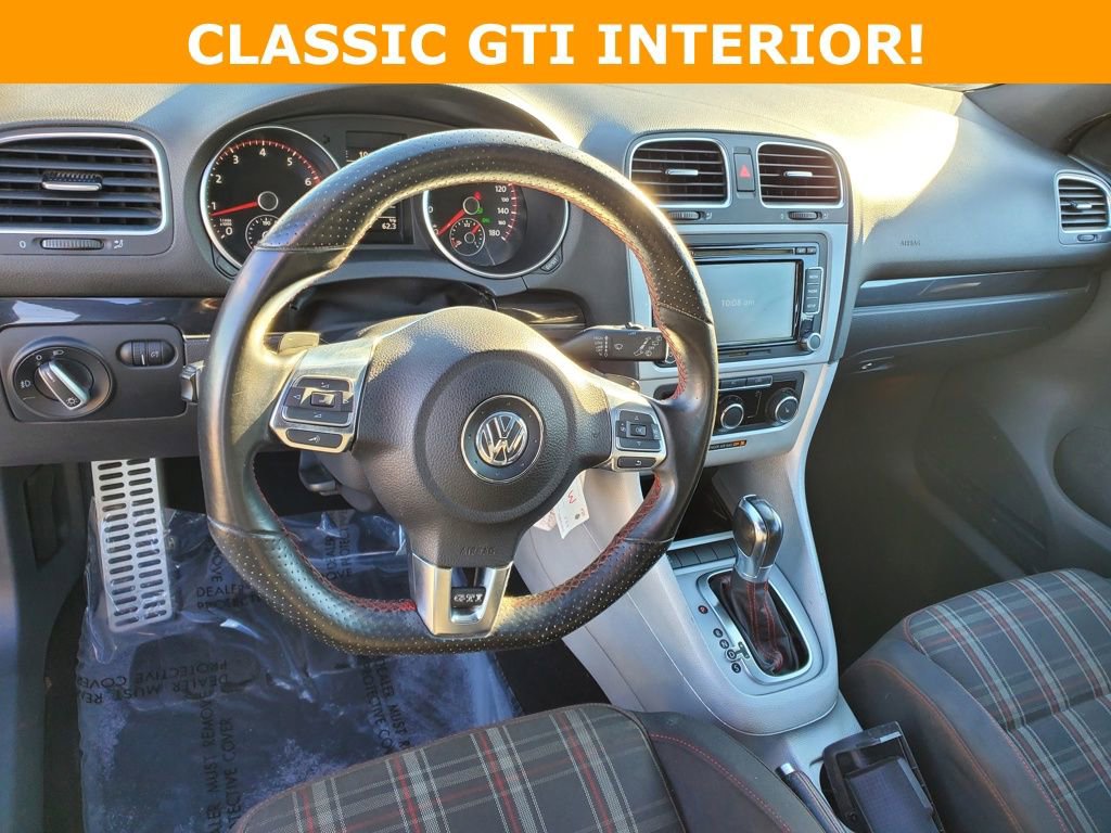 Used 2012 Volkswagen Golf 2-Door image 7