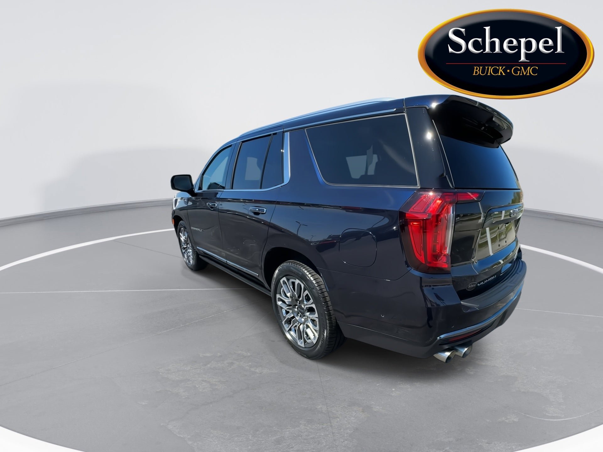 Certified 2023 GMC Yukon Denali Ultimate AWD/4WD image 6