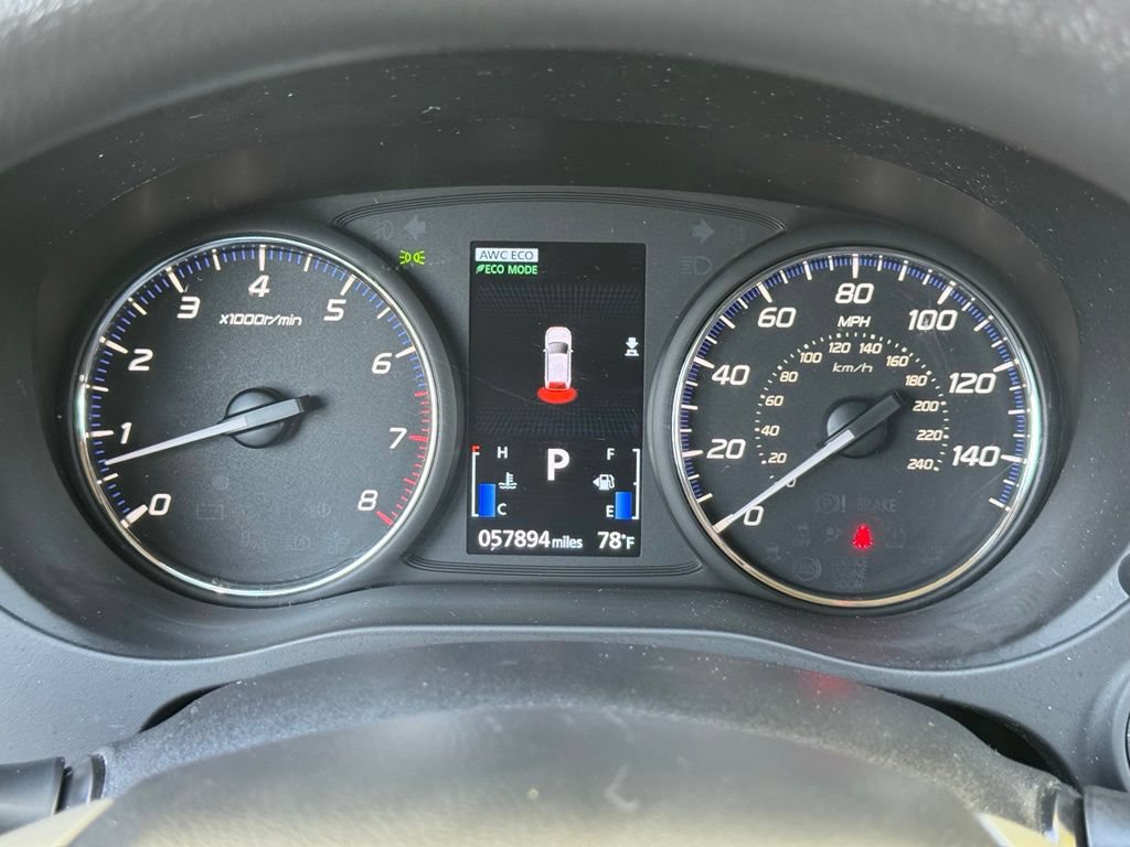 Used 2020 Mitsubishi Outlander ES AWD/4WD image 2