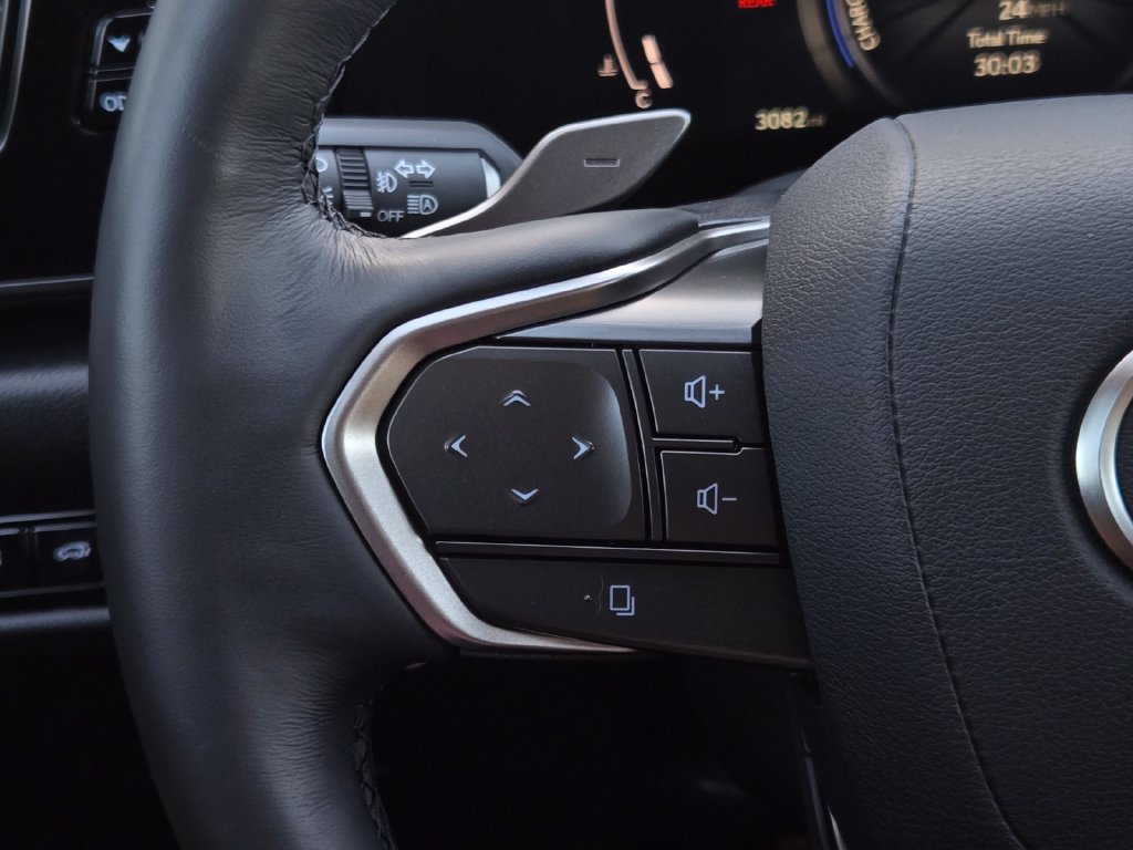 Used 2025 Lexus NX 350h AWD w/ Accessory Package (2T) image 26