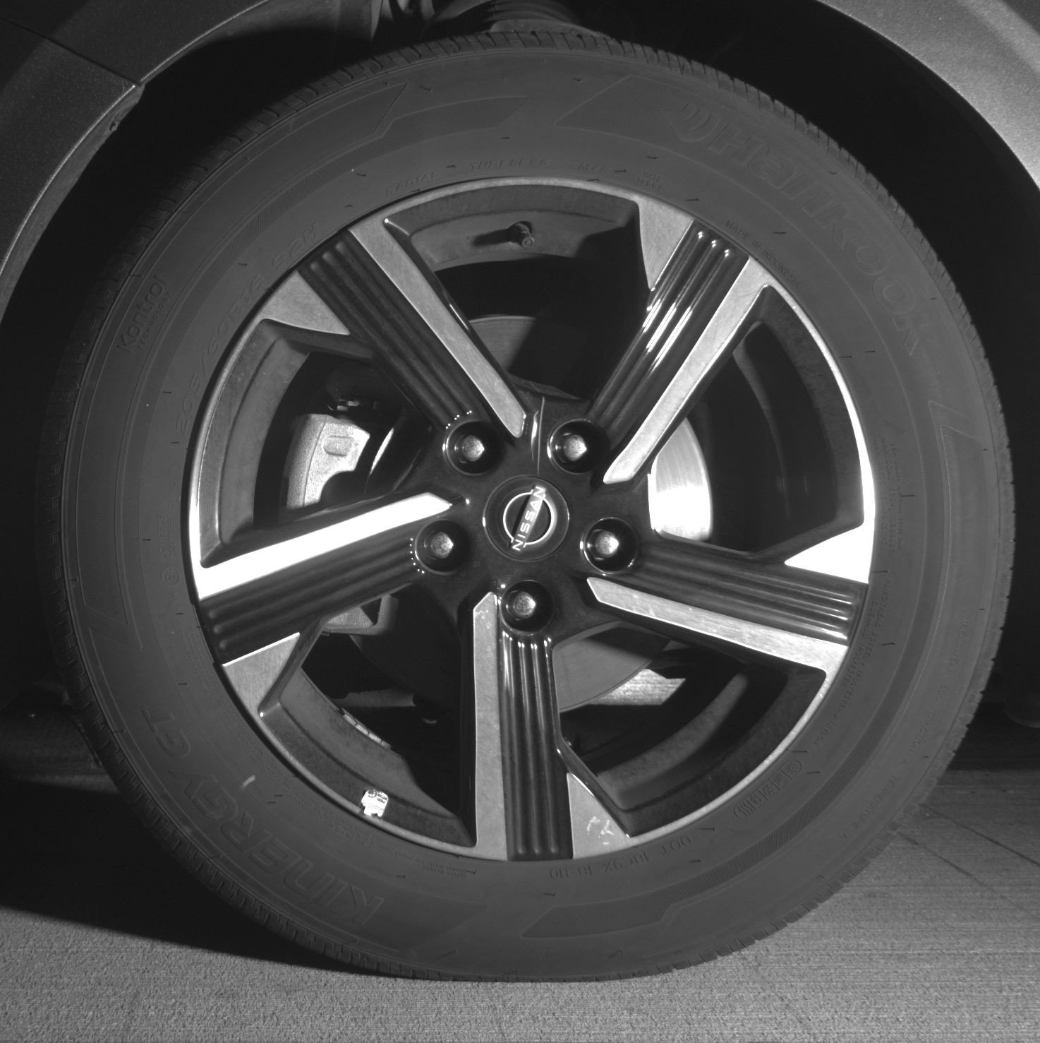 Used 2025 Nissan Sentra SV FWD image 12