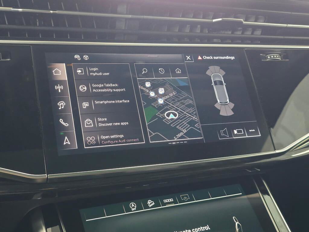 Used 2025 Audi Q7 3.0T Premium Plus image 33