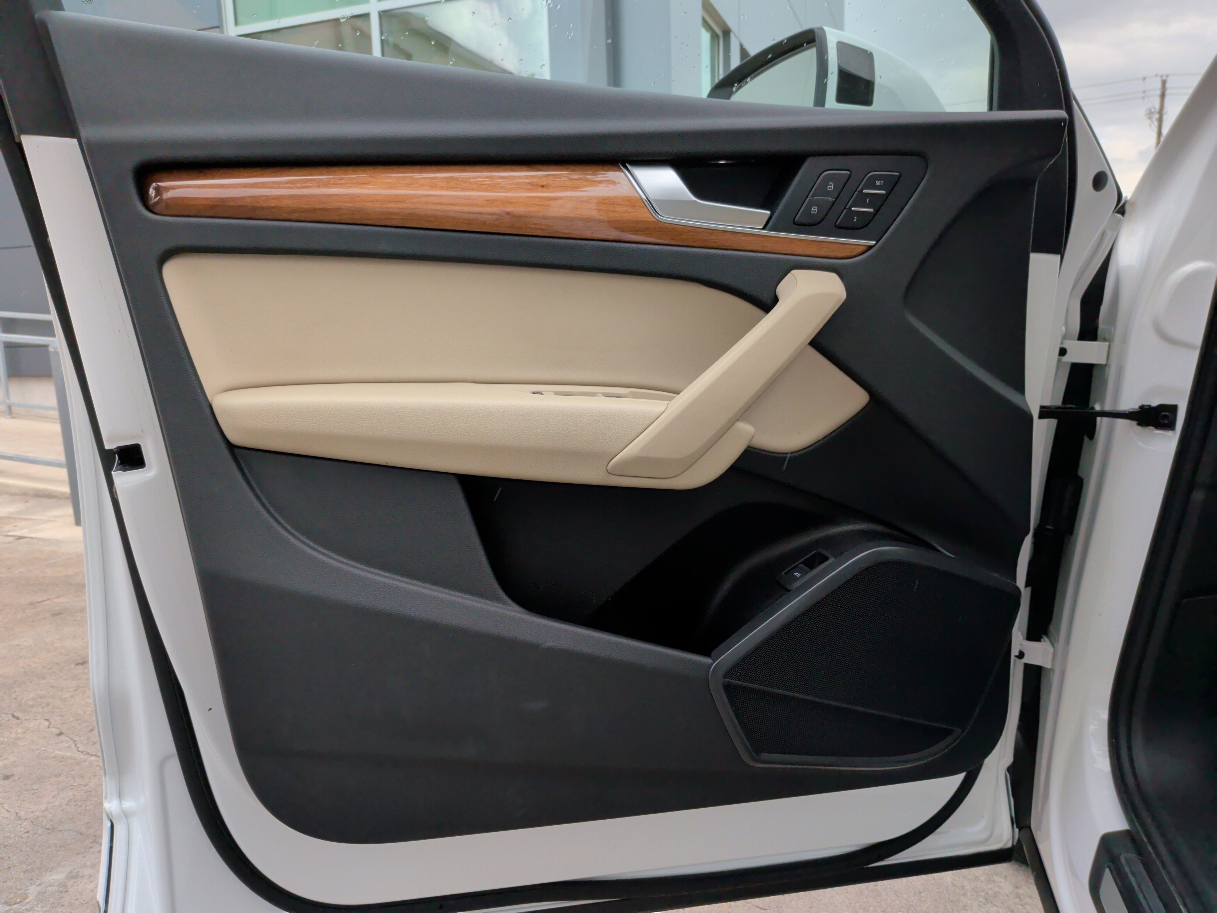 Certified 2023 Audi Q5 2.0T Premium w/ Convenience Package image 14