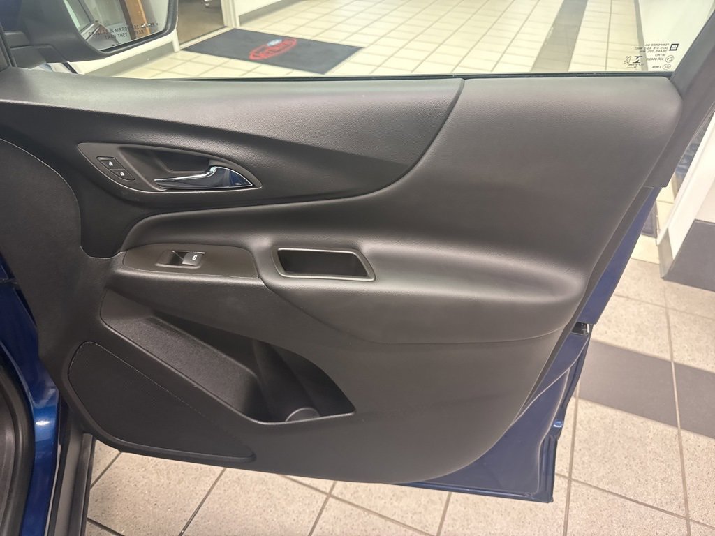 Used 2022 Chevrolet Equinox LT image 22