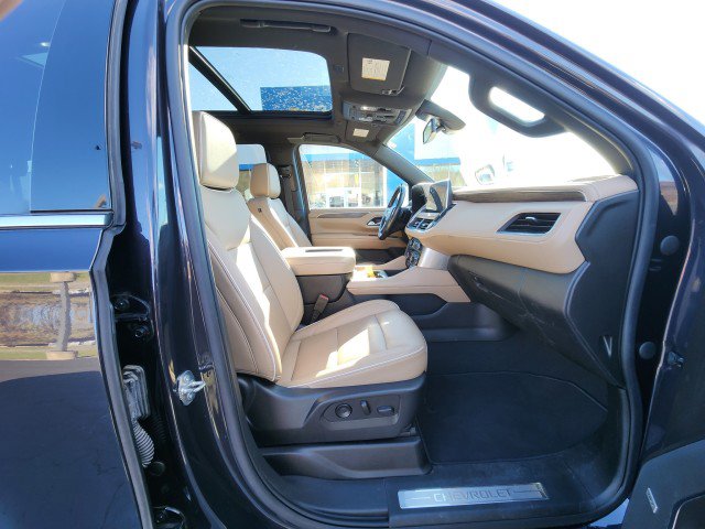 Used 2022 Chevrolet Tahoe Premier w/ Max Trailering Package image 13