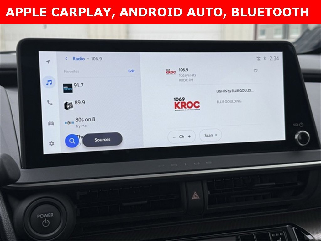 Certified 2024 Toyota Prius XLE image 3