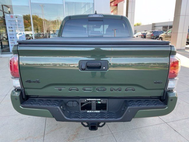 Used 2021 Toyota Tacoma Limited AWD/4WD image 7