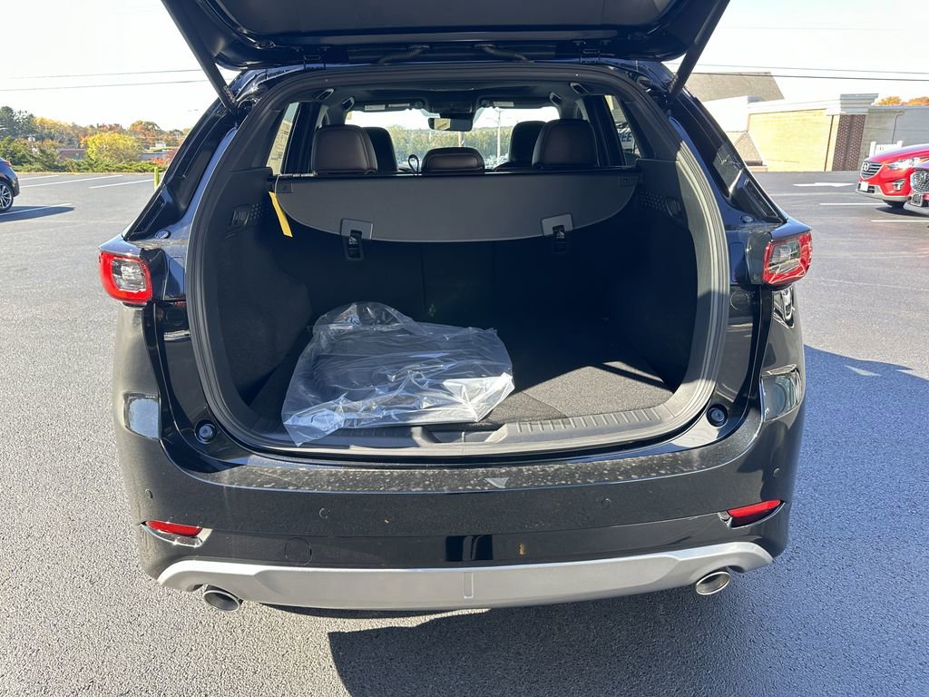 New 2025 MAZDA CX-5 Signature image 7