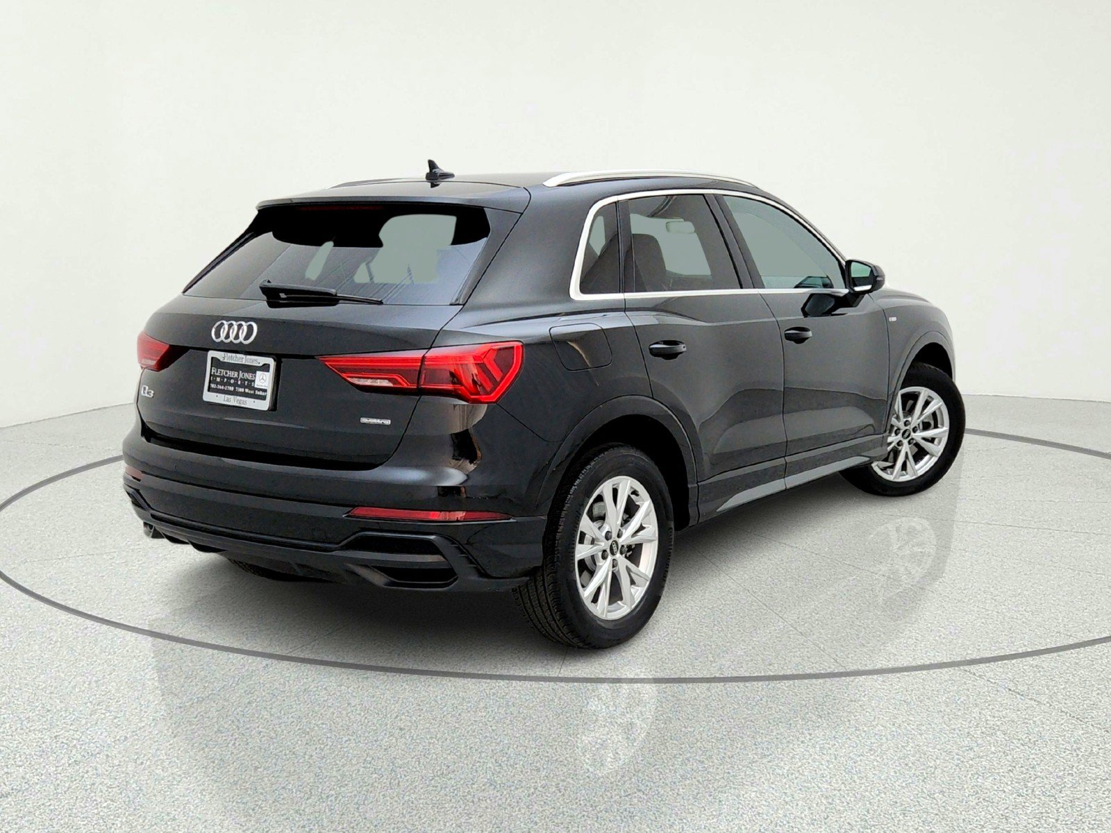 Used 2022 Audi Q3 2.0T Premium AWD/4WD image 9