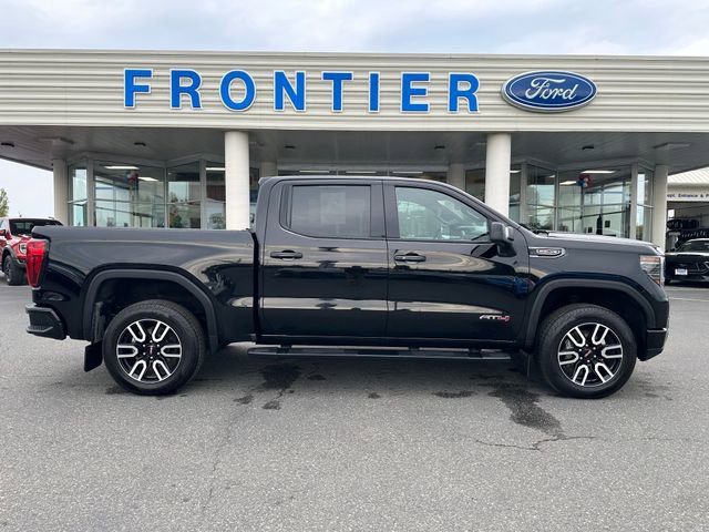 Used 2024 GMC Sierra 1500 AT4 image 2