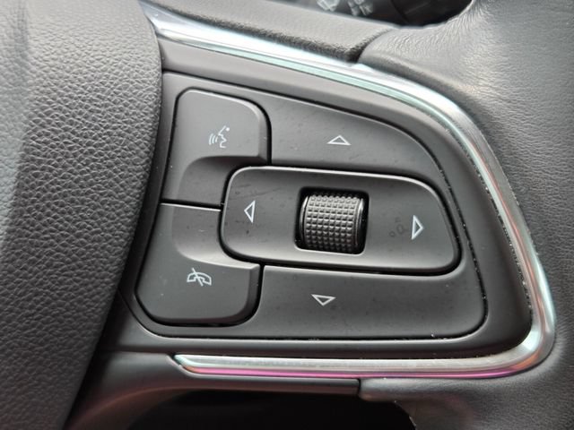 Used 2022 Buick Encore GX Select w/ Sport Touring Package FWD image 20