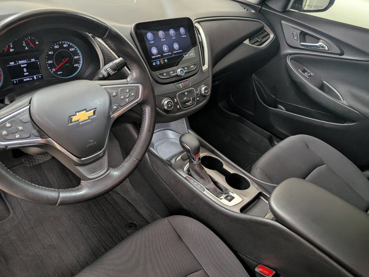 Used 2022 Chevrolet Malibu RS image 11